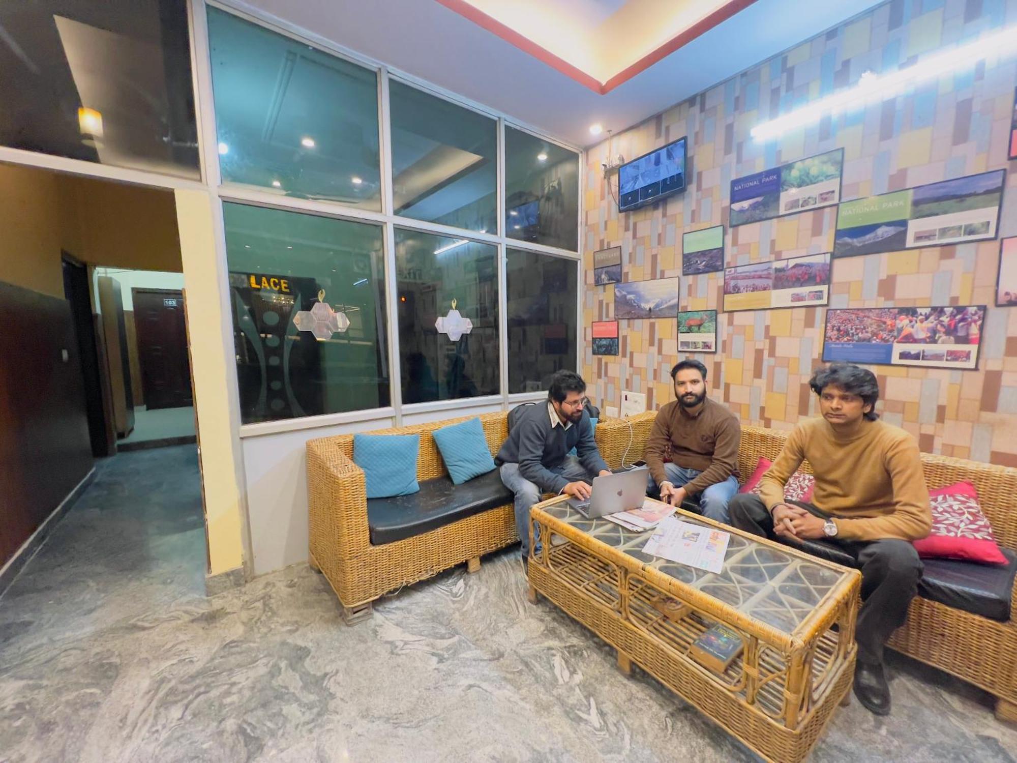 Bhagirathi By Restay Hotels Rishīkesh Екстериор снимка